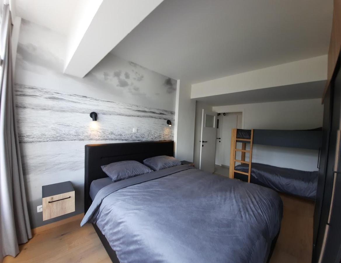 Lichtrijk En Comfortabel Hoekappartement Met Gratis Parking En Zeer Centraal Gelegen - Comme Chez Soi Остенде Экстерьер фото